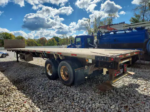2006 UTILITY FS2CHA VIN 1UYFS24806A874501 фото 2