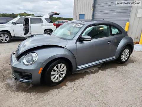 3VWFD7AT2KM706545 — 2019 Volkswagen Beetle, Parte delantera, fotos antes de reparar
