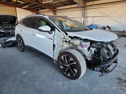 WVGTMPE28MP045328 — 2021 Volkswagen ID.4, photo 4 from Copart 26.10.2026, Front end