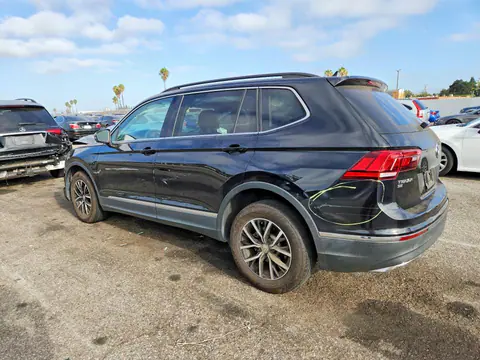 2021 Volkswagen Tiguan VIN 3VV3B7AX9MM013622 фото 2