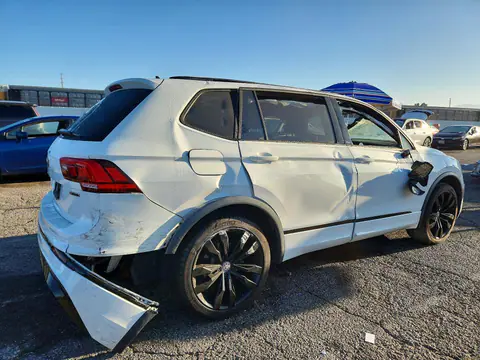 2021 Volkswagen Tiguan VIN 3VV2B7AX4MM067194 фото 3