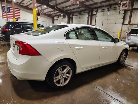 2014 VOLVO S60 VIN YV1612FS2E2275693 фото 3