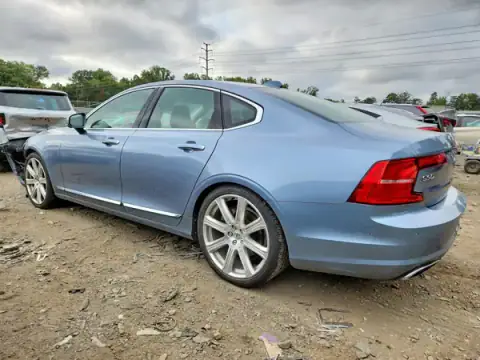 YV1A22MLXH1000960 — 2017 Volvo S90, фото 2 с аукциона Copart, ПЕРЕДНЯЯ ЧАСТЬ