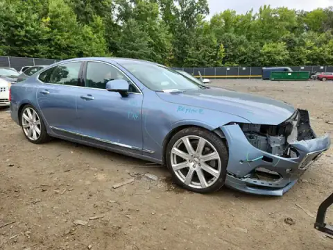 YV1A22MLXH1000960 — 2017 Volvo S90, фото 4 с аукциона Copart, ПЕРЕДНЯЯ ЧАСТЬ