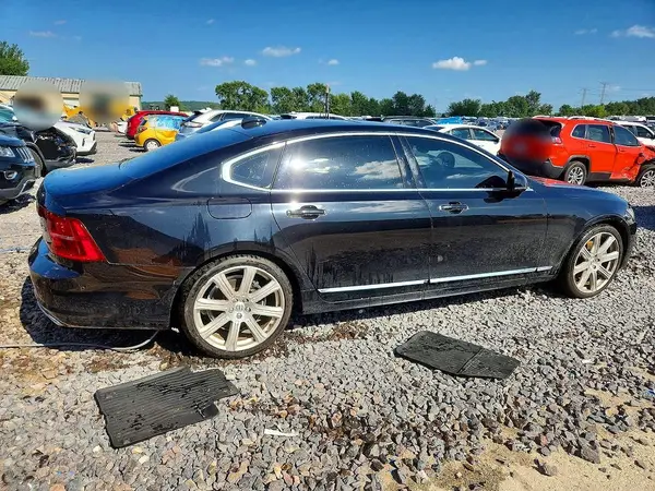 LVYA22ML2KP080659 — 2019 Volvo S90, zdjęcie 3 z Copart 19.10.2026, Zalanie