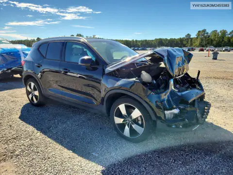 YV4162UK0M2455383 — 2021 Volvo XC40, photo 4 from Copart, Front end