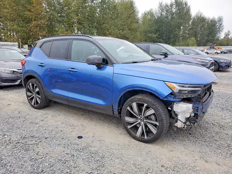 YV4ED3UR8M2572557 — 2021 Volvo XC40, photo 4 from Copart 19.10.2026, Front end