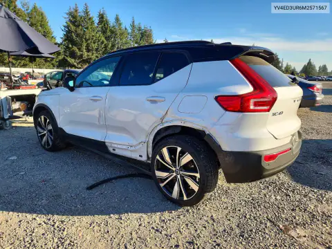 YV4ED3UR6M2571567 — 2021 Volvo XC40, zdjęcie 2 z Copart, Tył