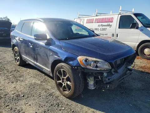 YV449MDV3F2713814 — 2015 Volvo XC60, zdjęcie 4 z Copart 20.10.2026, Przód