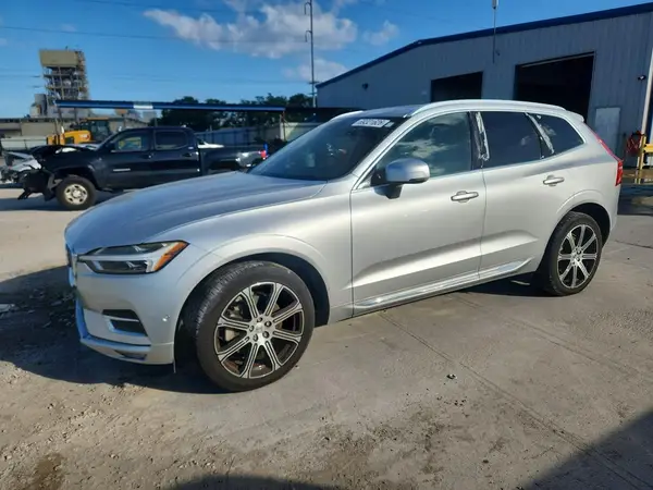 LYVA22RL3JB113906 Volvo XC60 2018 — повреждение Подтопление, фото до ремонта