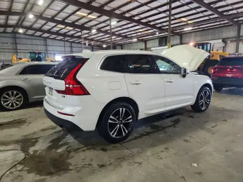 YV4102RK7M1695496 — 2021 Volvo XC60, фото 3 с аукциона Copart 28.09.2026, ПЕРЕДНЯЯ ЧАСТЬ
