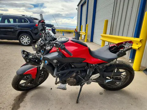 2017 Yamaha FZ07 VIN JYARM06E5HA013116 фото 3