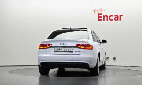 WAUZZZ8K2DN008923 — 2012 Audi, photo 4 from Encar, condition before repair