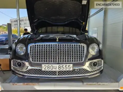 ENCAR42870933 — 2021 Bentley, before-repair photos