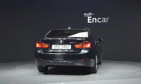 WBA3D3109CF246822 — 2012 BMW, фото 4 з Encar, стан до ремонту