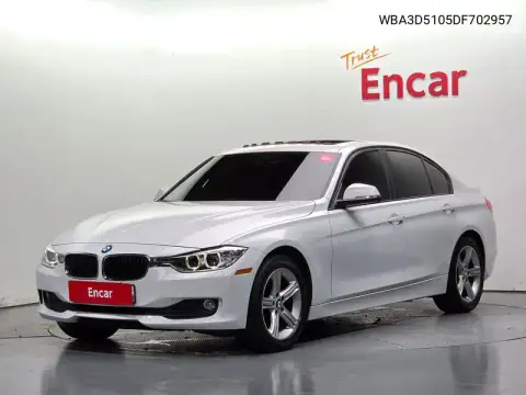 WBA3D5105DF702957 — 2013 BMW, before-repair photos