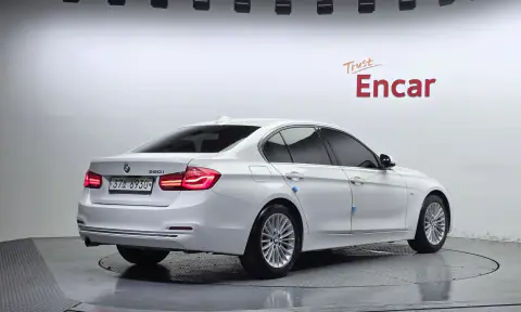 WBA8A9105GK759709 — 2016 BMW, zdjęcie 2 z Encar, stan przed naprawą