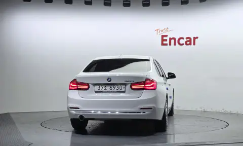WBA8A9105GK759709 — 2016 BMW, zdjęcie 4 z Encar, stan przed naprawą