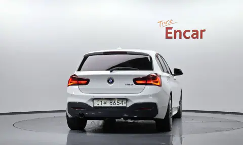 WBA1S5103J5K35844 — 2017 BMW, foto 4 de Encar, estado antes de reparar