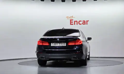 WBAJC3104JDB91105 — 2018 BMW, фото 4 з Encar, стан до ремонту