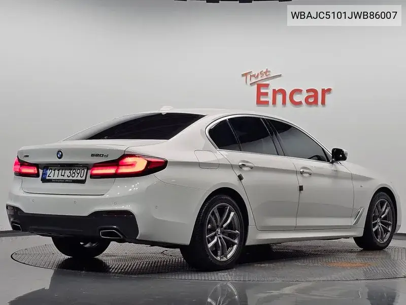 WBAJC5101JWB86007 BMW 2018 — daño estado antes de reparar, foto antes de reparar