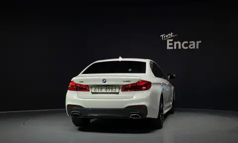 WBAJB5102JB195449 — 2018 BMW, фото 4 с аукциона Encar, состояние до ремонта