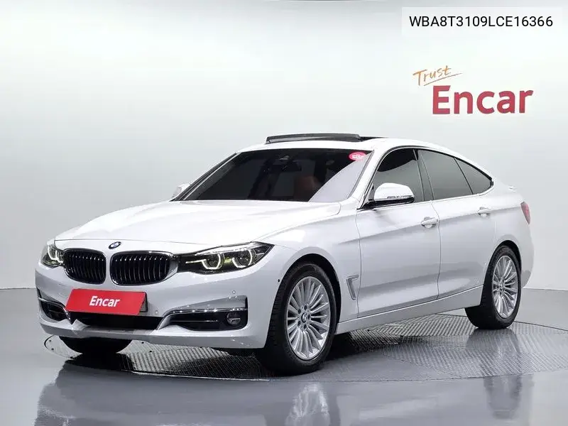 WBA8T3109LCE16366 BMW 2020 — uszkodzenie stan przed naprawą, zdjęcie przed naprawą