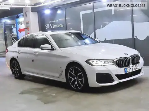 WBA31BJ0XNCL04248 — 2022 BMW, fotos antes de reparar