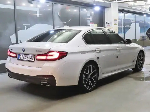 5 Series (G30) 530I xDrive M Sports VIN WBA31BJ0XNCL04248 фото 4