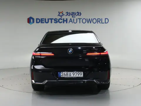 7 Series (G70) 740I Sdrive M Sports VIN WBA21EH0XPCM01830 фото 4
