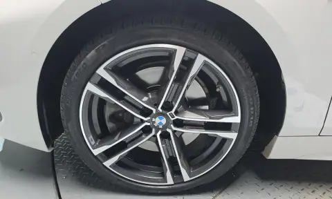 WBA7L7101R7N19850 — 2023 BMW, photo 4 from Encar, condition before repair