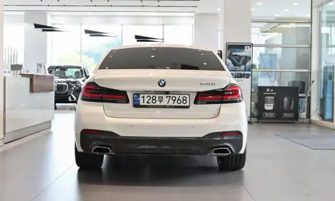 WBA71BH04PWY13356 — 2023 BMW, zdjęcie 4 z Encar, stan przed naprawą