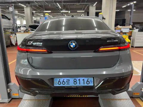WBY41EJ06RCP90876 — 2023 BMW, foto 3 de Encar, estado antes de reparar