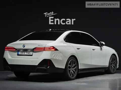 WBA41FL00TCV97471 — 2025 BMW, zdjęcie 2 z Encar, stan przed naprawą