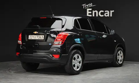 KLABA76CDKB815165 — 2018 Chevrolet TRAX, zdjęcie 2 z Encar, stan przed naprawą