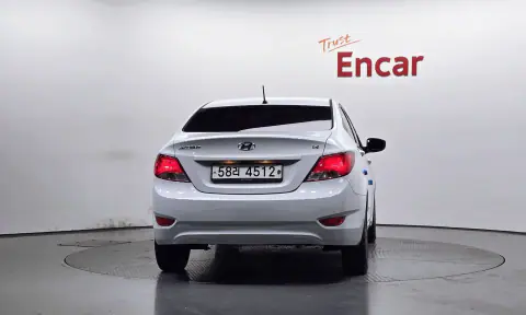 KMHCS41BEKU466224 — 2019 Hyundai Accent, foto 4 de Encar, estado antes de reparar