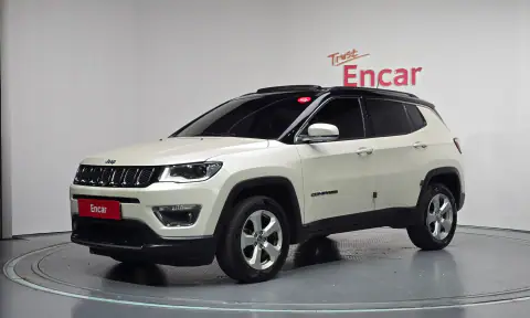 3C4NJDCB4KT592466 — 2019 Jeep, фото до ремонту