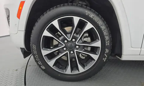 Grand Cherokee (Wl) L 3.6 Overland VIN 1C4RJKDG1M8167014 фото 4