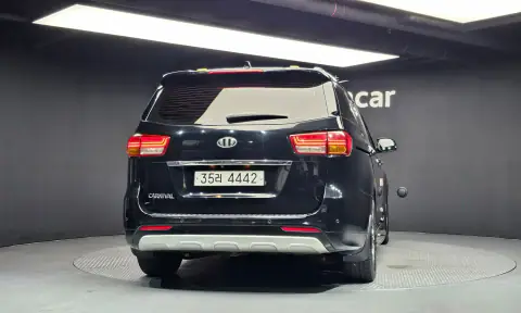 KNAME81ABGS130183 — 2015 Kia Carnival, zdjęcie 4 z Encar, stan przed naprawą