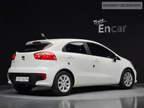 KNADM512BGS683093 — 2016 Kia Pride, zdjęcie 2 z Encar, stan przed naprawą