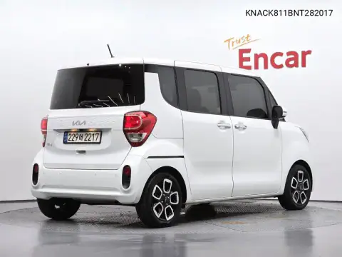 The New Ray Signature VIN KNACK811BNT282017 фото 2