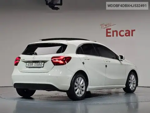 WDDBF4DBXHJ532491 — 2016 Mercedes, фото до ремонту