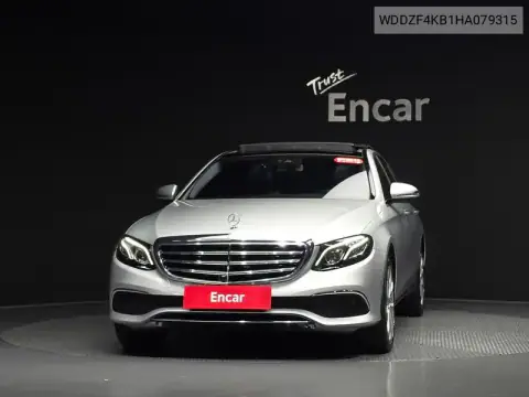 WDDZF4KB1HA079315 — 2016 Mercedes, photo 2 from Encar, condition before repair