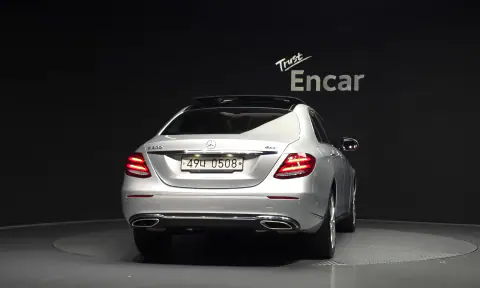 WDDZF4KB1HA079315 — 2016 Mercedes, photo 3 from Encar, condition before repair