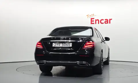 E-Class W213 E220D Avantgarde VIN WDDZF0EB0HA250141 фото 4