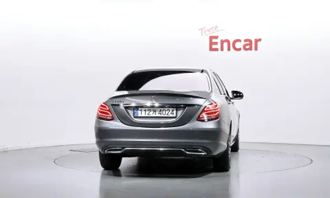C-Class W205 C220 D Avantgarde VIN WDDWF0EB0HR243579 фото 4