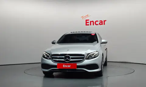 E-Class W213 E300 4Matic Avantgarde VIN WDDZF4KB1KA534199 фото 3