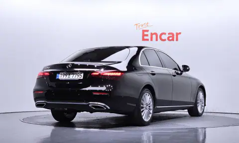 W1KZFF4B8MA990715 — 2021 Mercedes, zdjęć przed naprawą