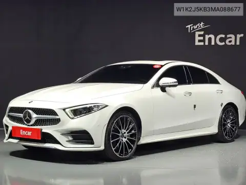 W1K2J5KB3MA088677 — 2021 Mercedes, zdjęć przed naprawą