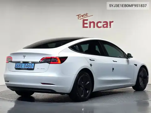 5YJ3E1EB0MF951837 — 2021 Tesla Model 3, zdjęć przed naprawą